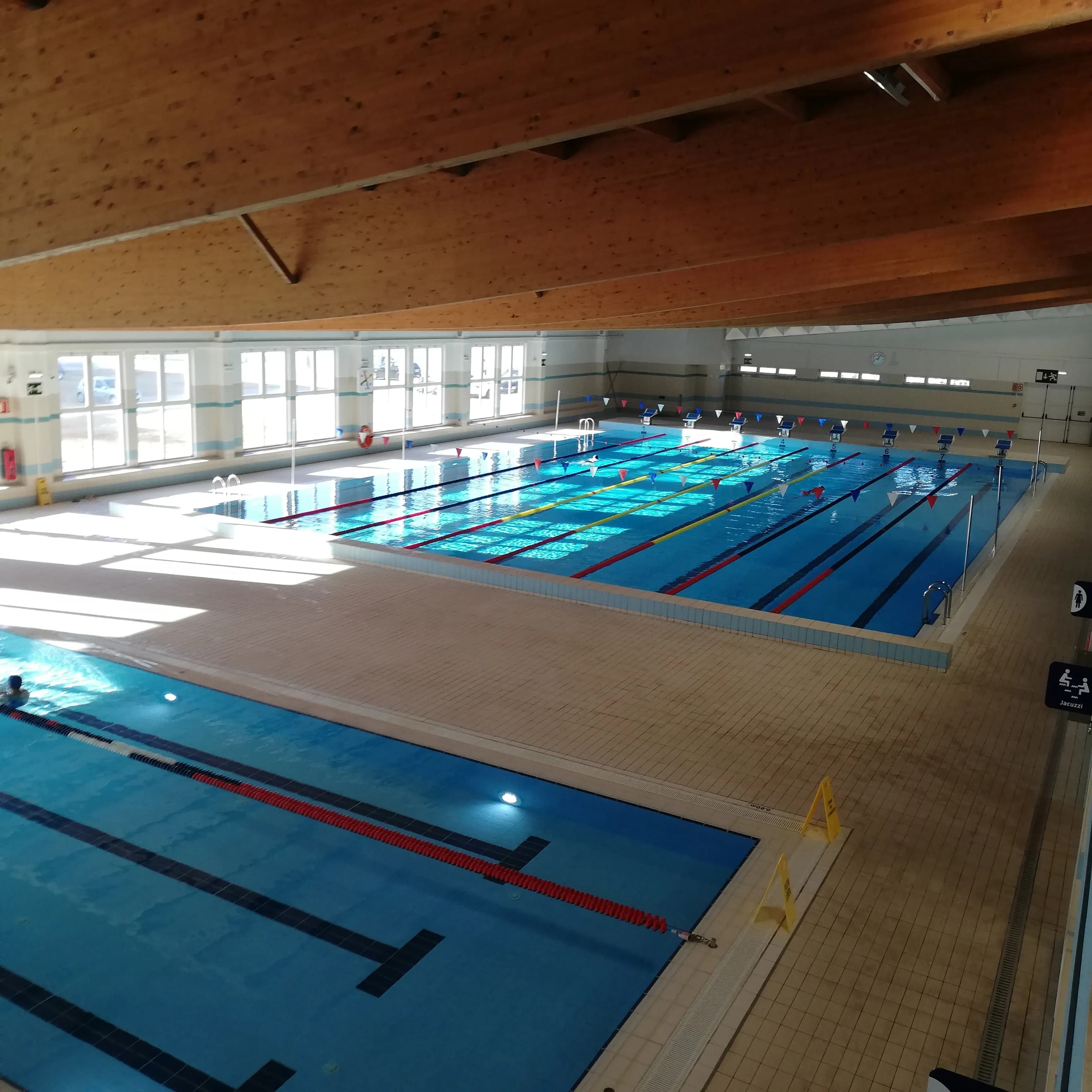 Comércio e Serviços